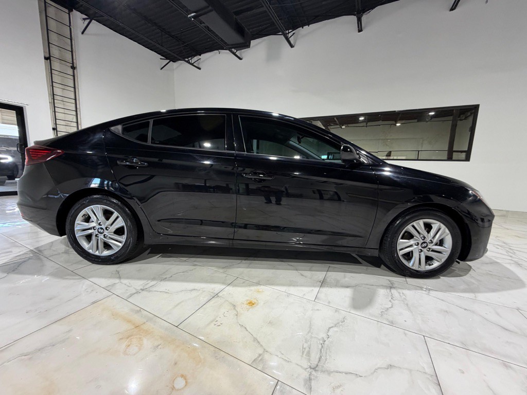 2020 Hyundai Elantra Image 5