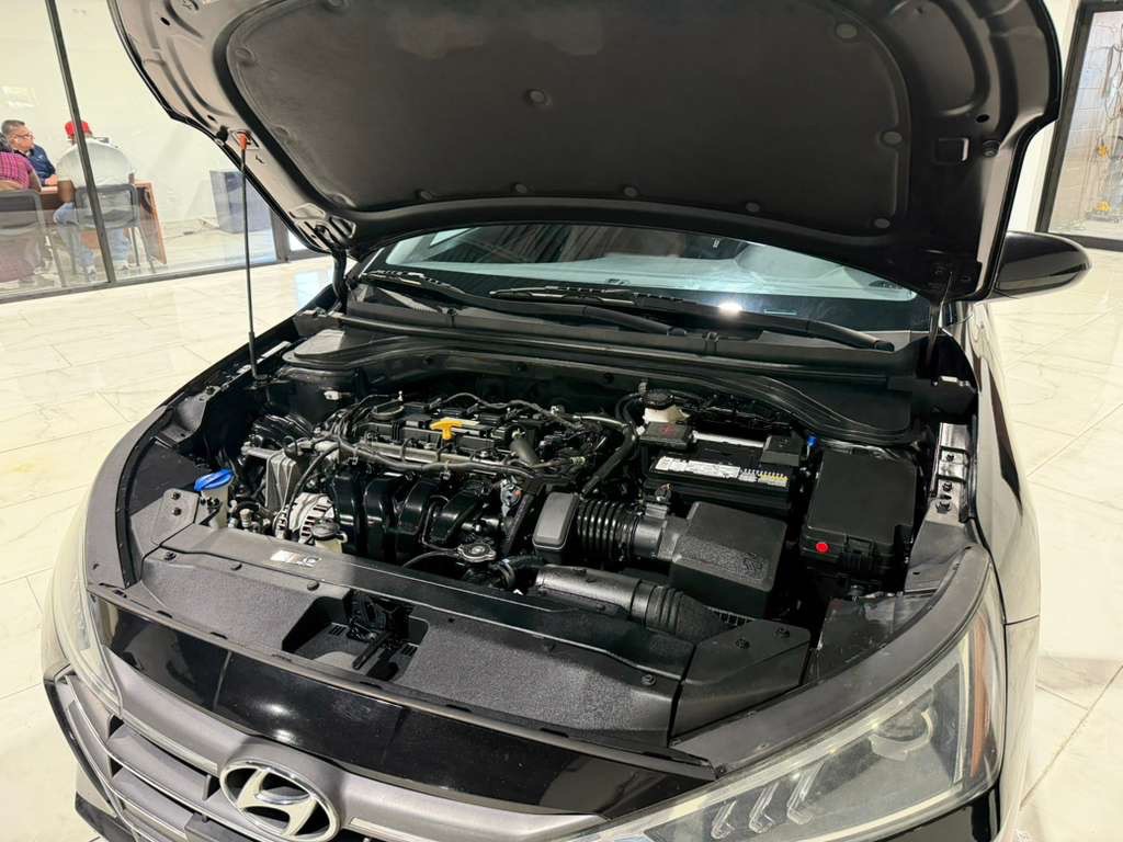 2020 Hyundai Elantra Image 9