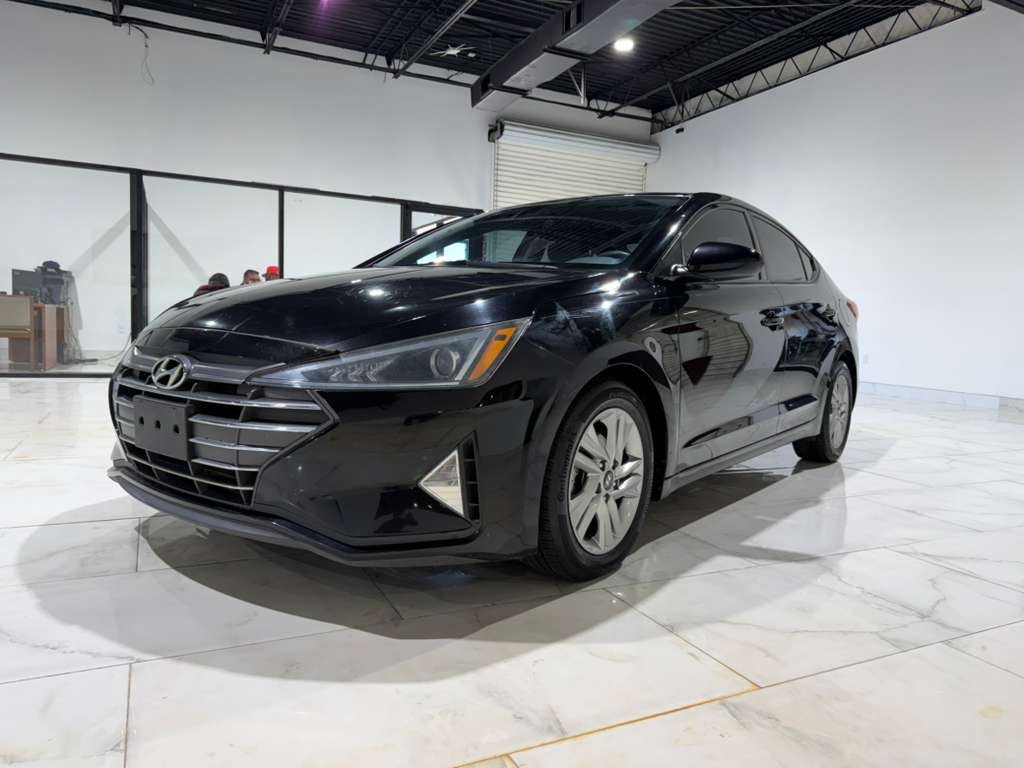 2020 Hyundai Elantra Image 23