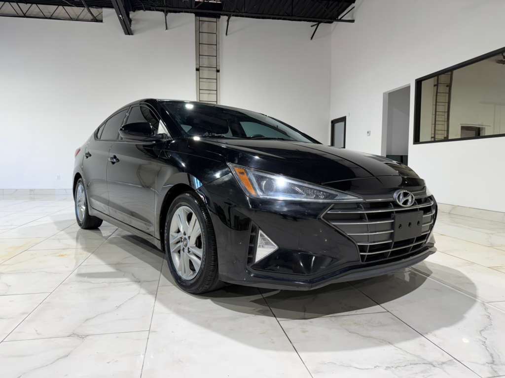 2020 Hyundai Elantra Image 24
