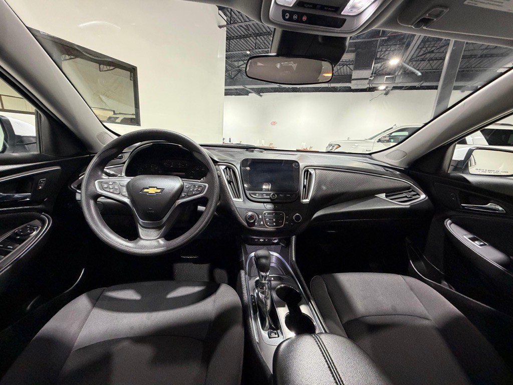 2020 Hyundai Elantra Image 30