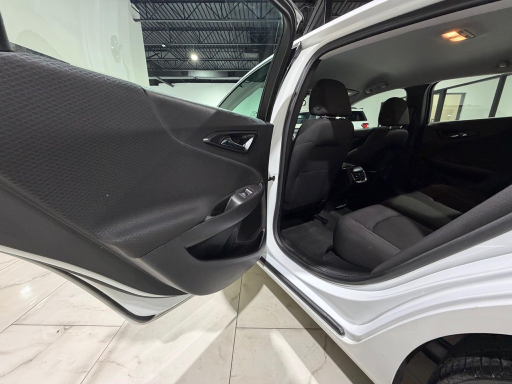 2020 Hyundai Elantra Image 32