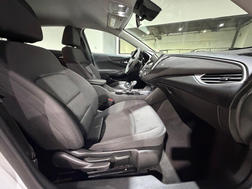 2020 Hyundai Elantra Image 33