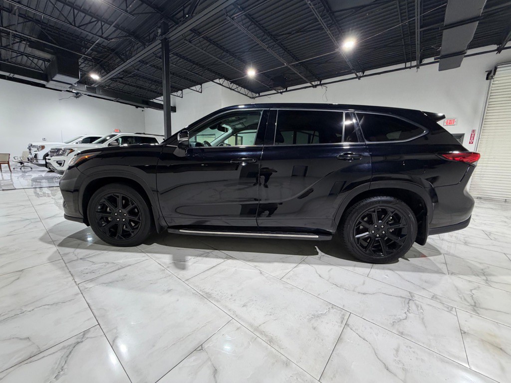 2022 Toyota Highlander Image 5
