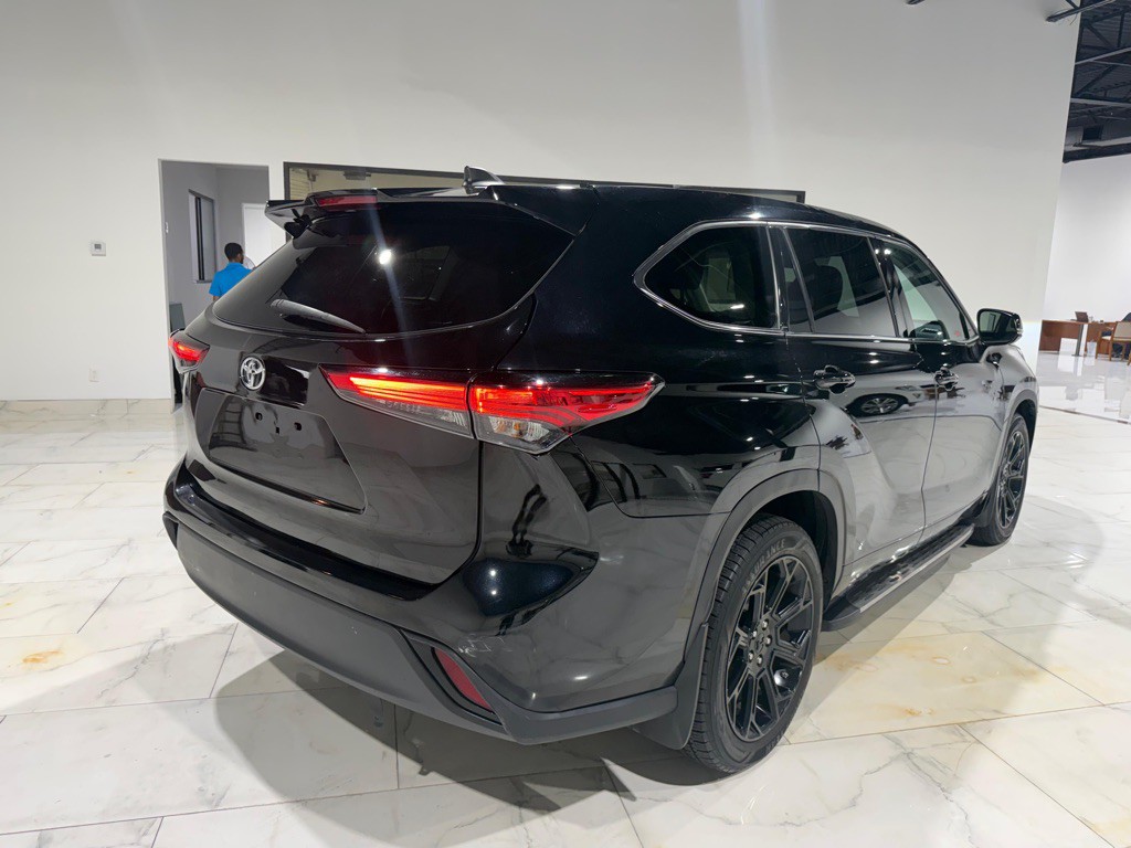 2022 Toyota Highlander Image 10