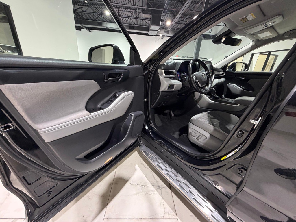 2022 Toyota Highlander Image 24