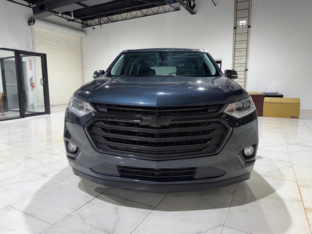 2018 Chevrolet Traverse Image 2