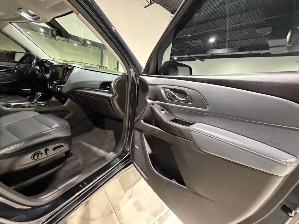 2018 Chevrolet Traverse Image 16