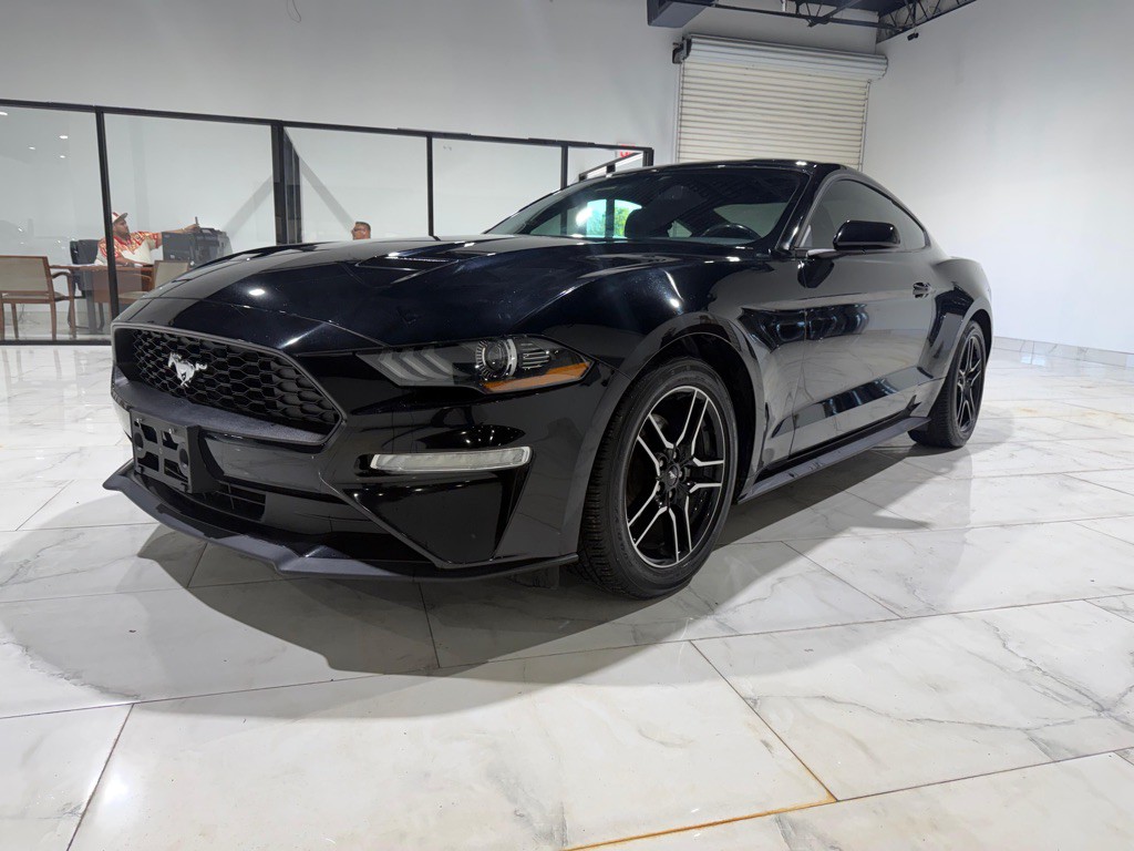 2018 Ford Mustang Image 1