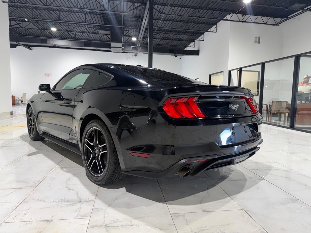 2018 Ford Mustang Image 10