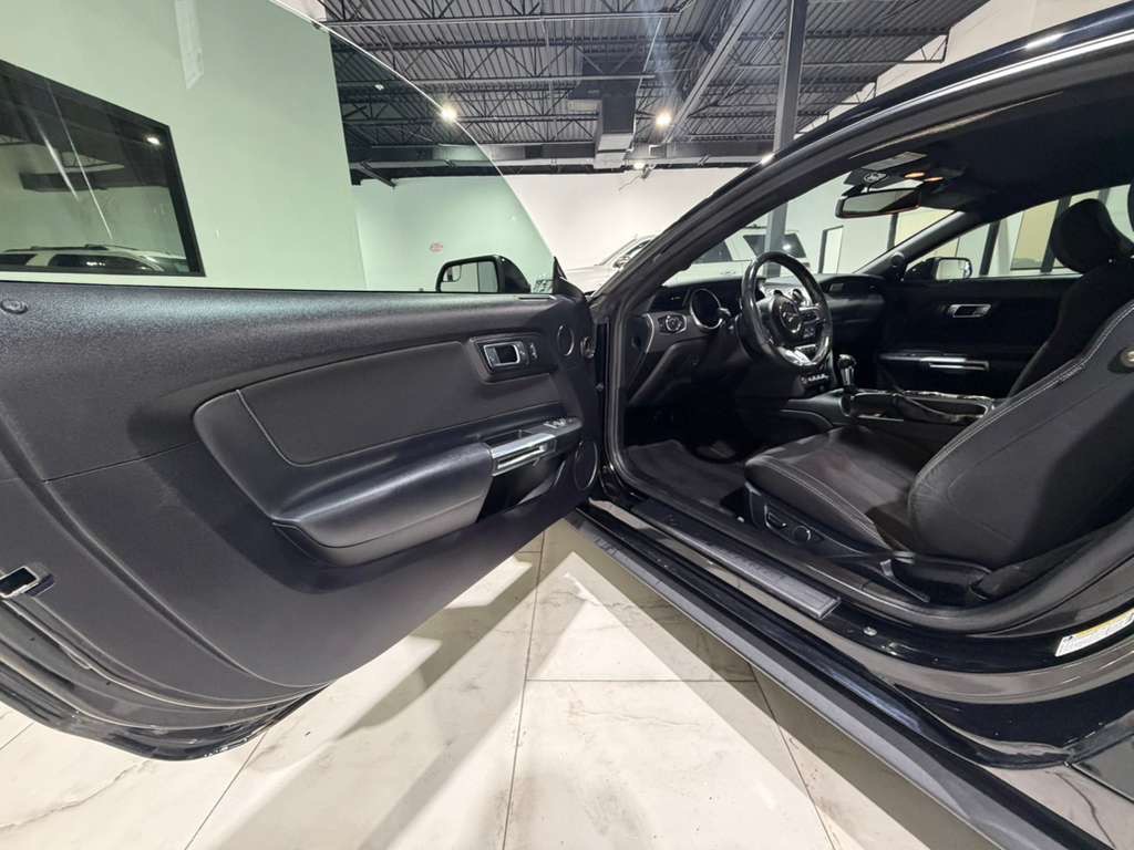 2018 Ford Mustang Image 15