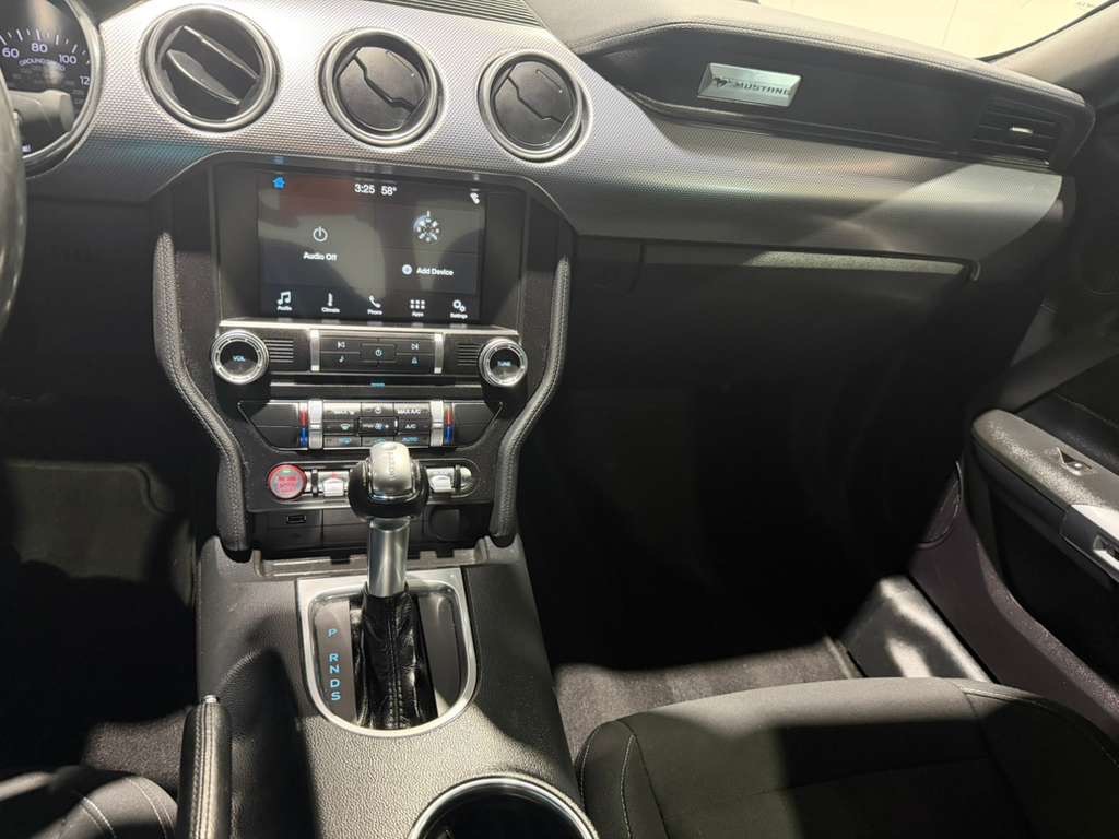 2018 Ford Mustang Image 16