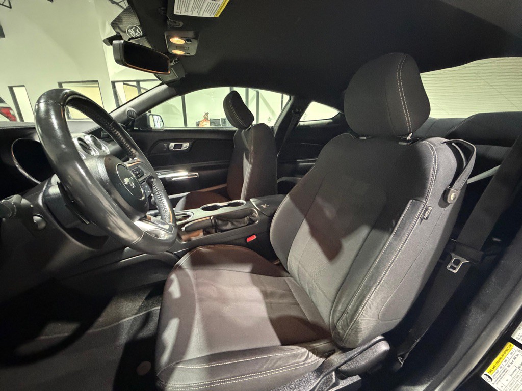 2018 Ford Mustang Image 23