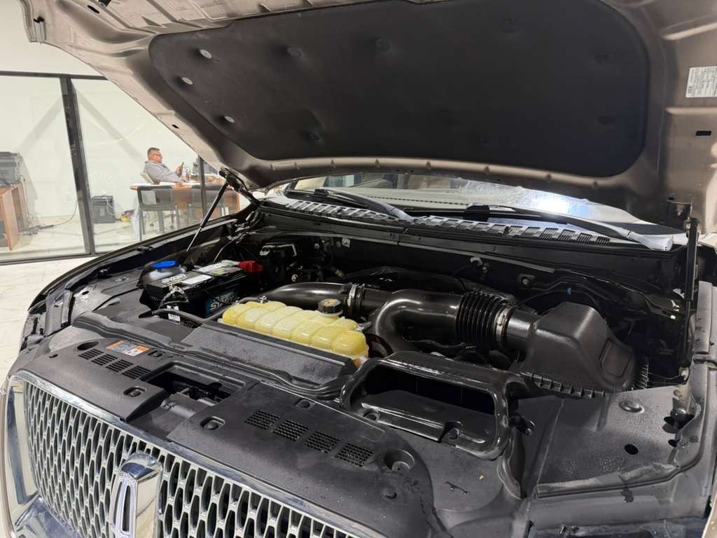 2019 Lincoln Navigator Image 10