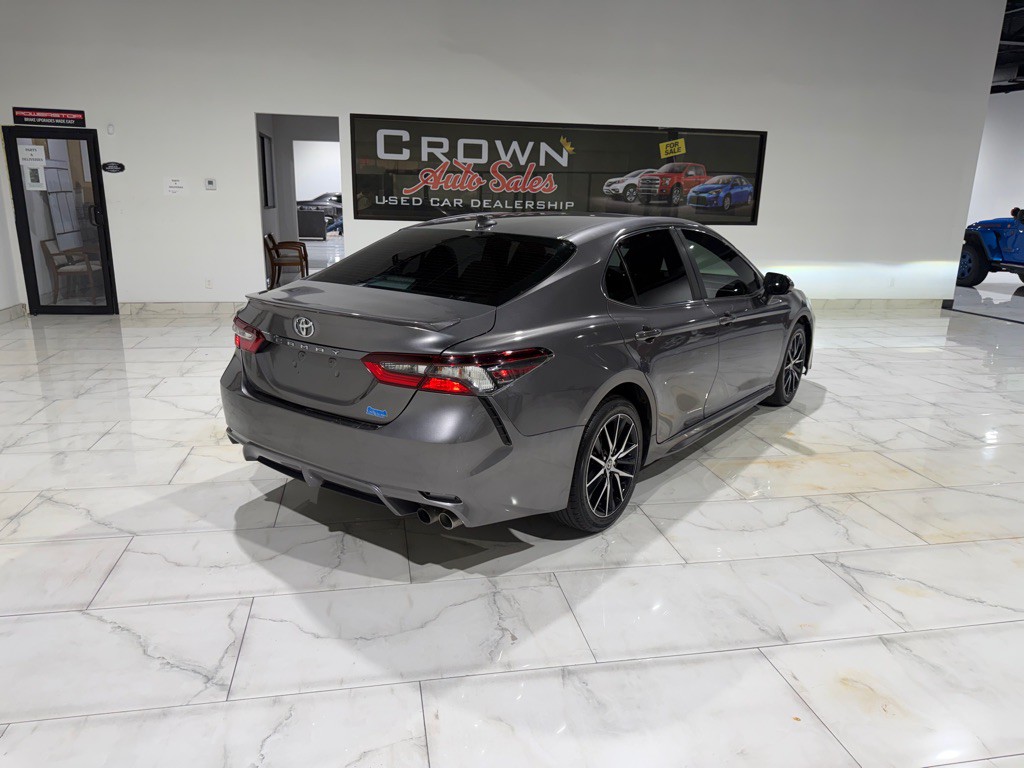 2021 Toyota Camry Image 12