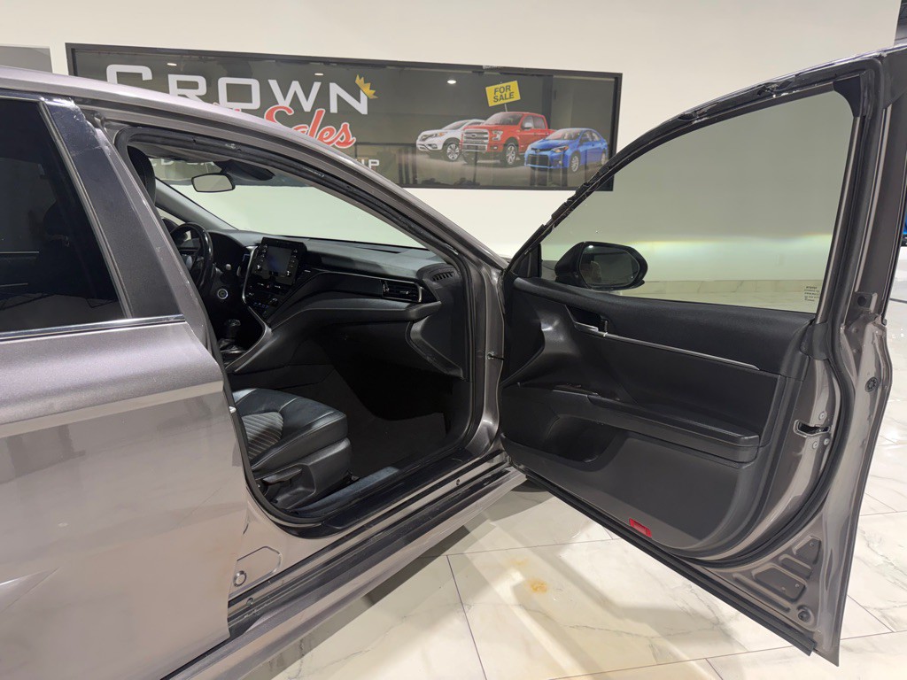 2021 Toyota Camry Image 18