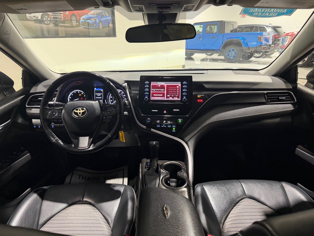 2021 Toyota Camry Image 24