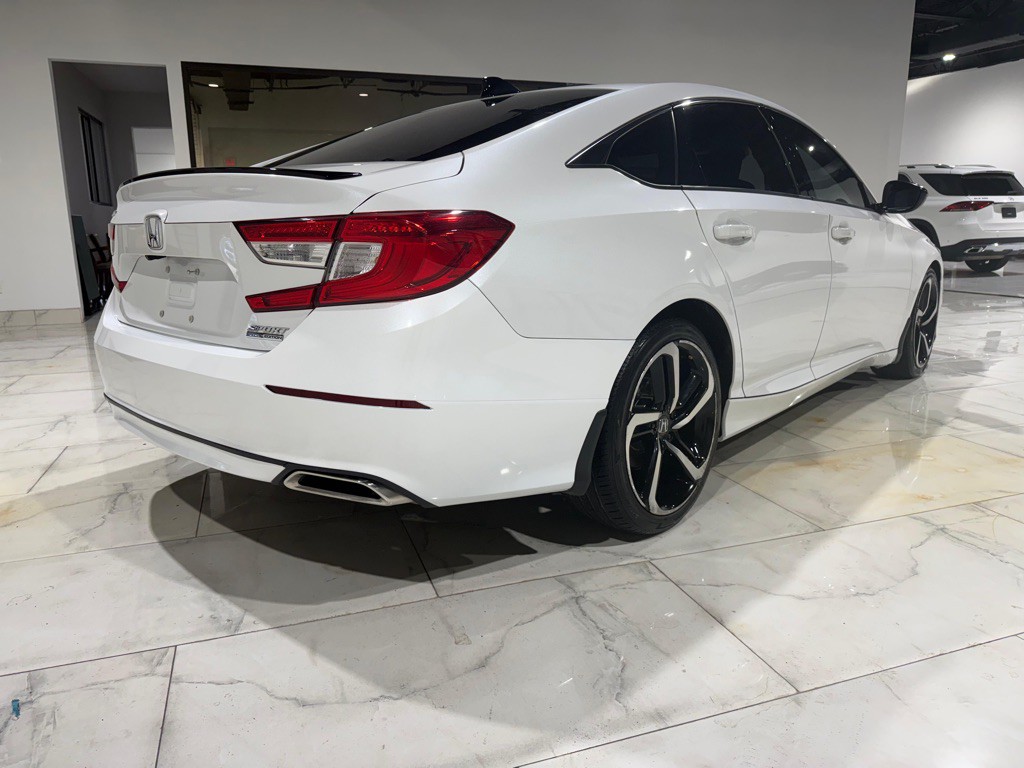 2021 Honda Accord Image 8