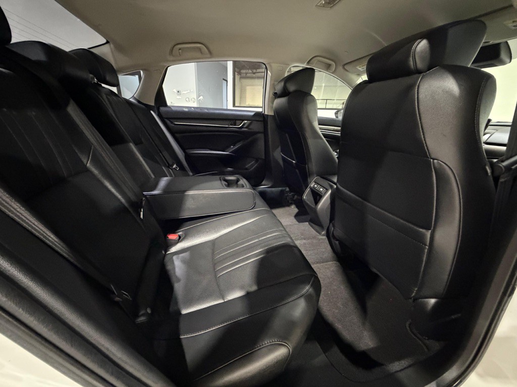 2021 Honda Accord Image 18