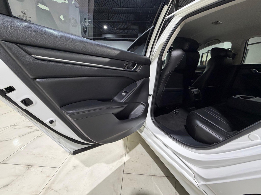 2021 Honda Accord Image 19