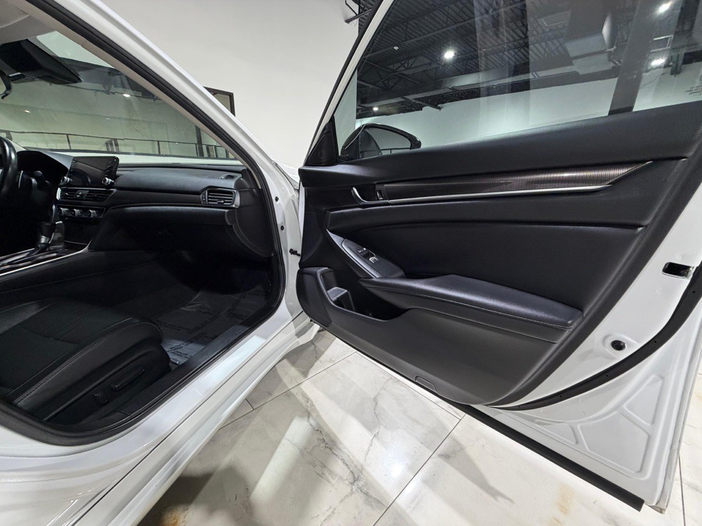 2021 Honda Accord Image 21
