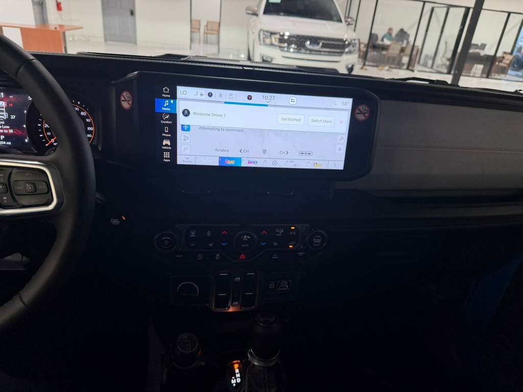 2025 Jeep Wrangler Image 14