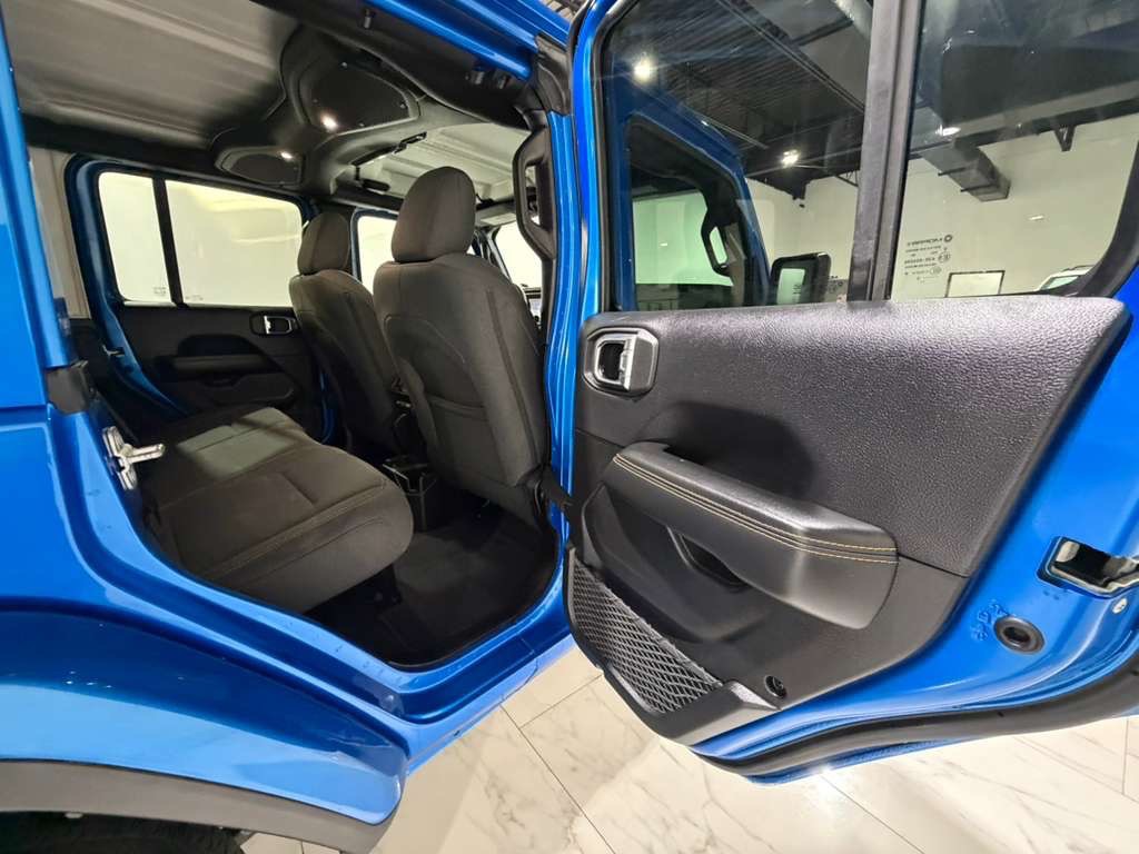 2025 Jeep Wrangler Image 20