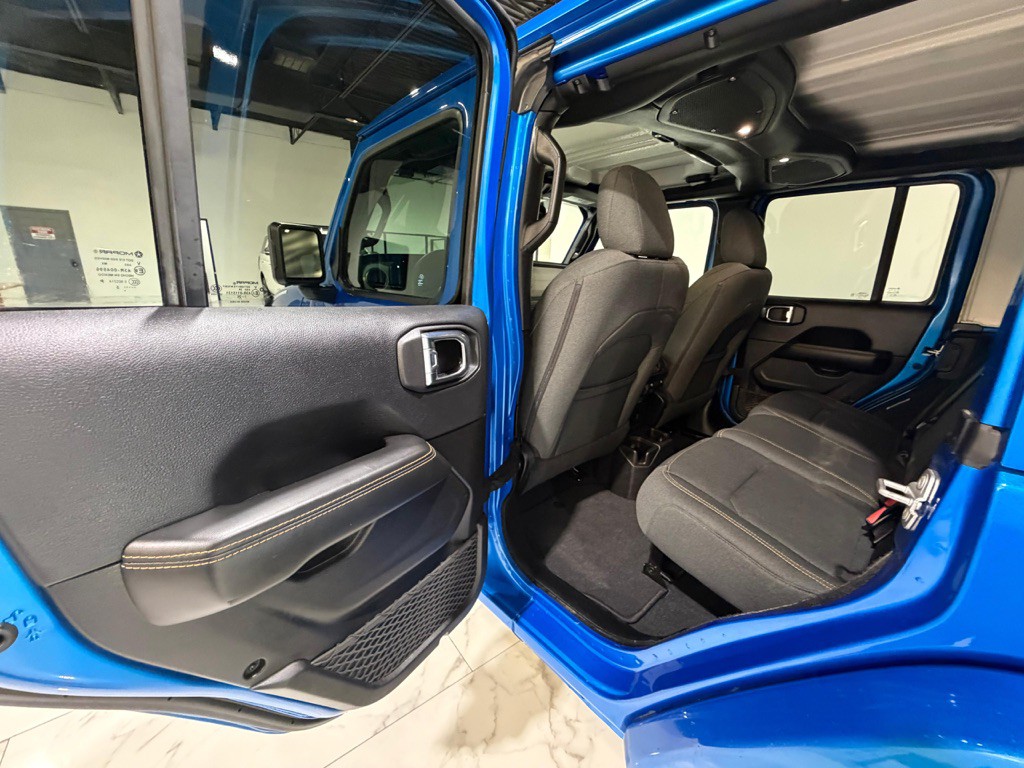 2025 Jeep Wrangler Image 29