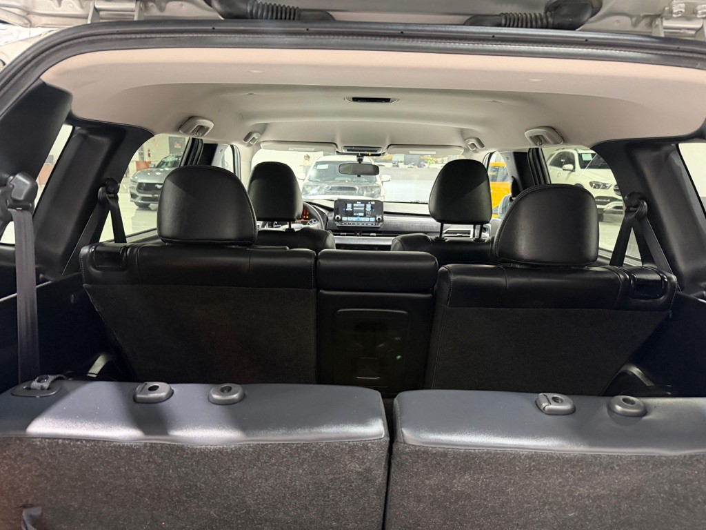 2024 Mitsubishi Outlander Image 27