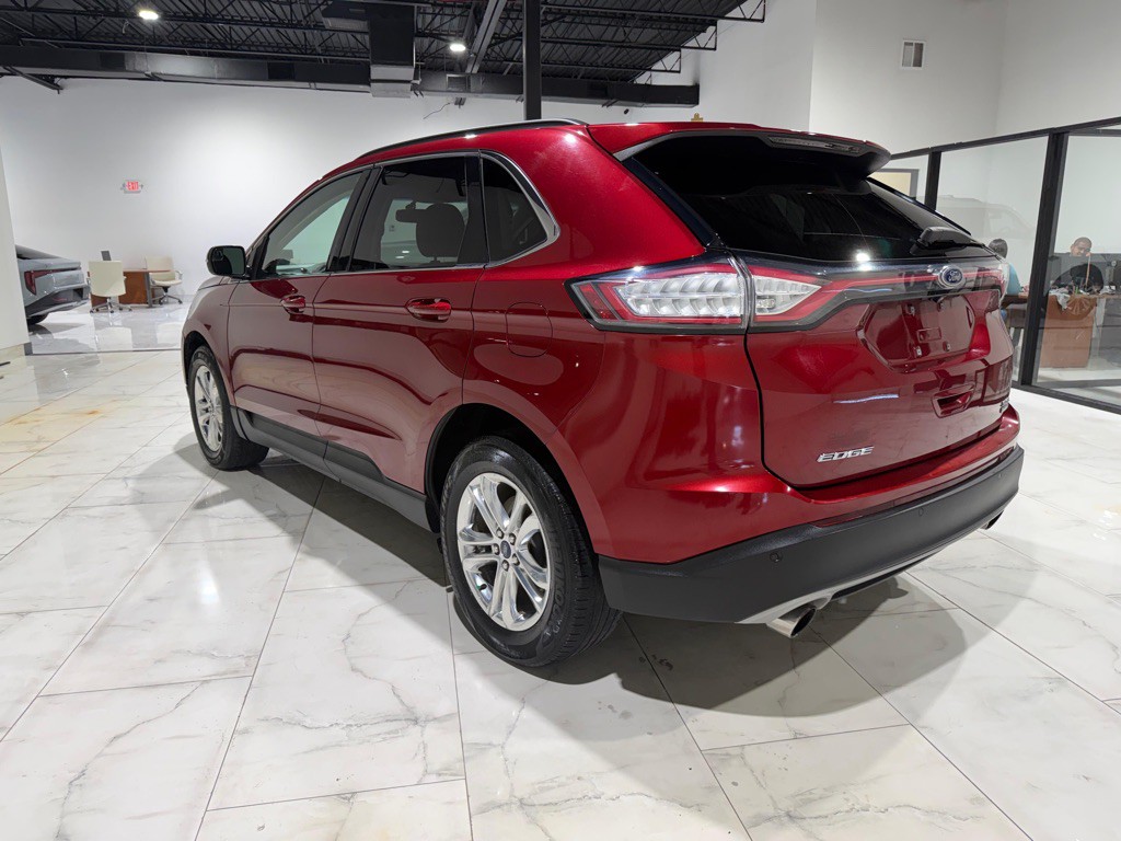 2018 Ford Edge Image 8