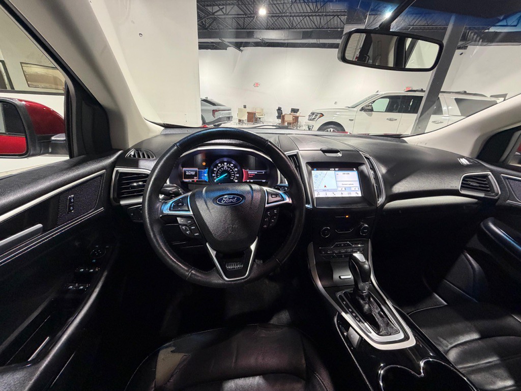 2018 Ford Edge Image 15