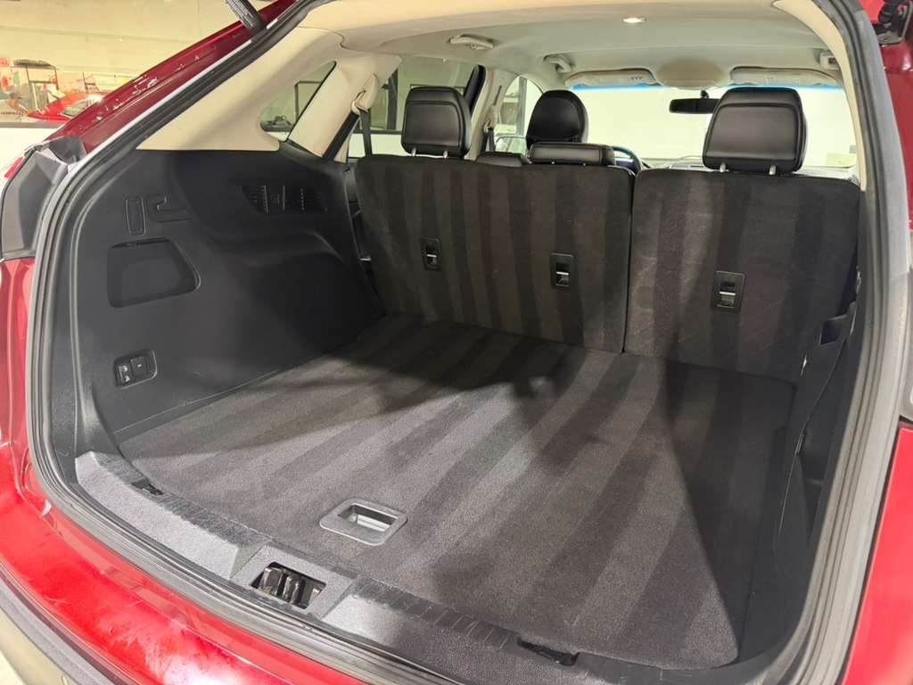 2018 Ford Edge Image 27