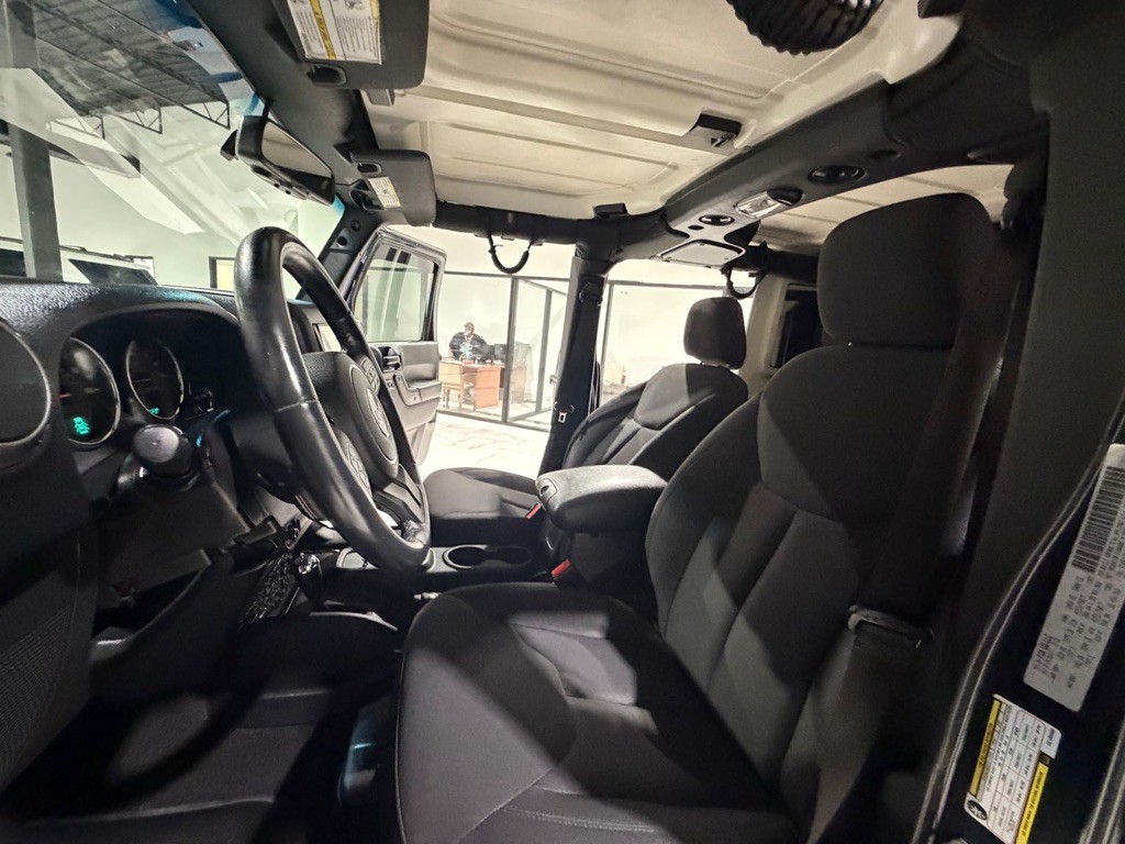 2016 Jeep Wrangler Unlimited Image 11