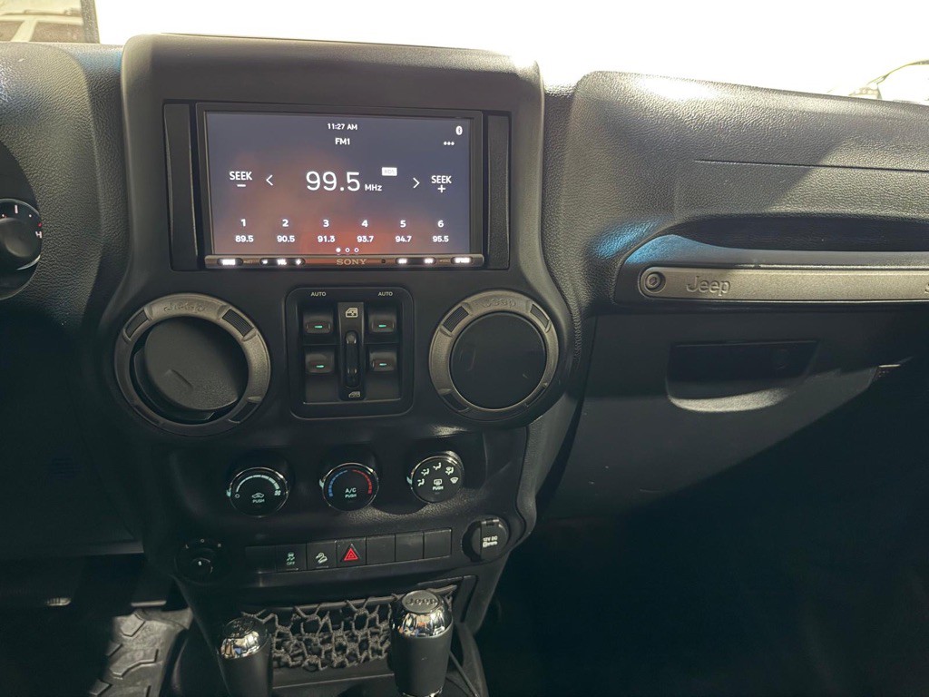 2016 Jeep Wrangler Unlimited Image 15