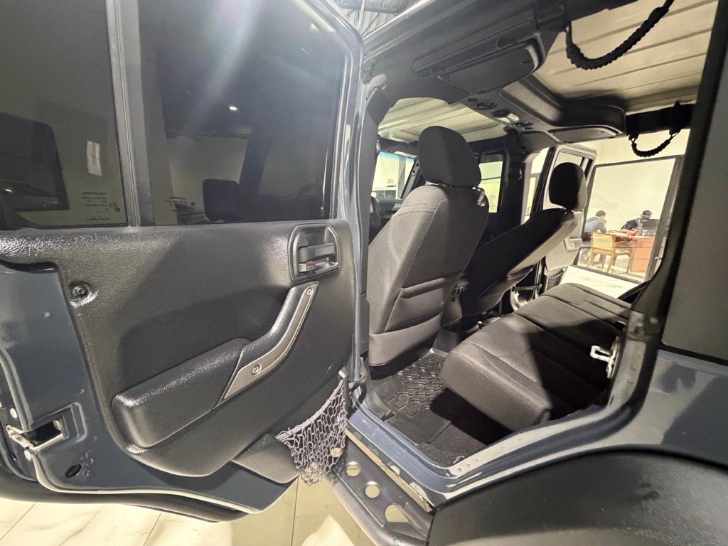 2016 Jeep Wrangler Unlimited Image 21