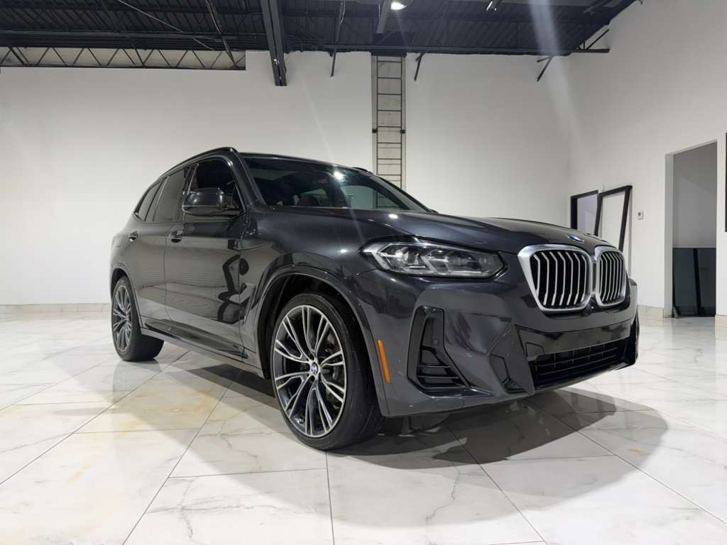 2022 BMW X3 Image 3
