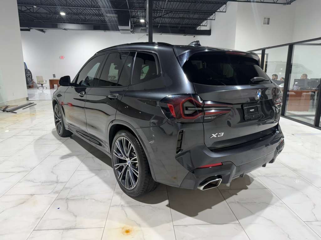 2022 BMW X3 Image 8