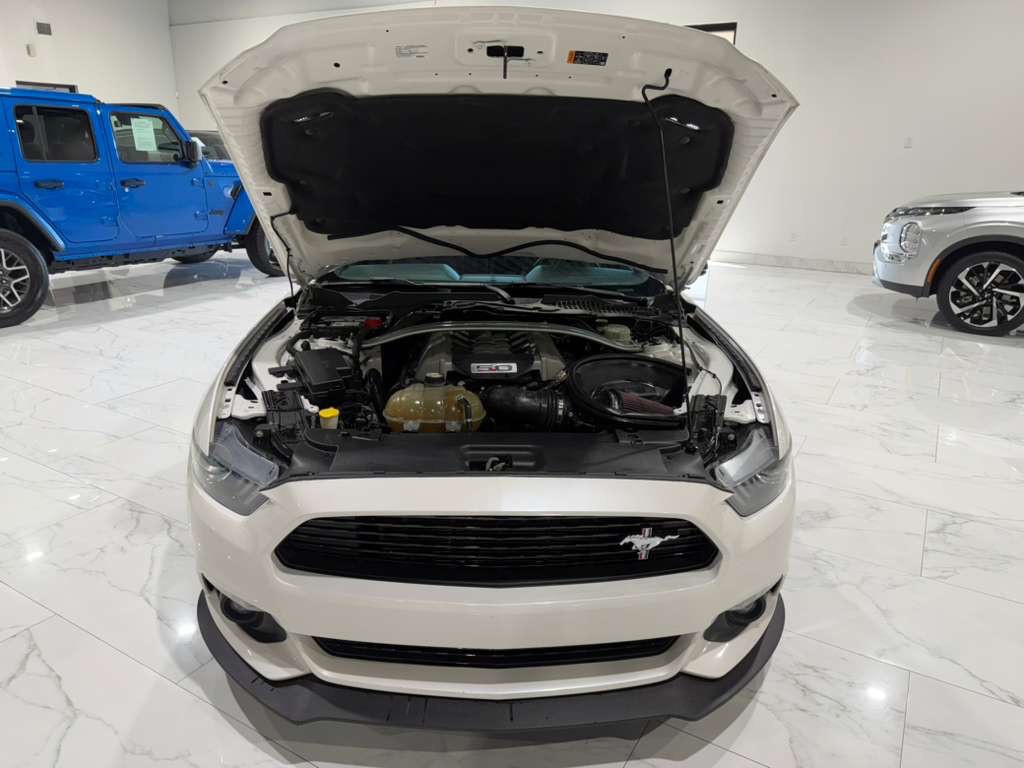 2017 Ford Mustang Image 11