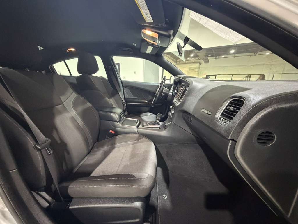 2022 Dodge Charger Image 14