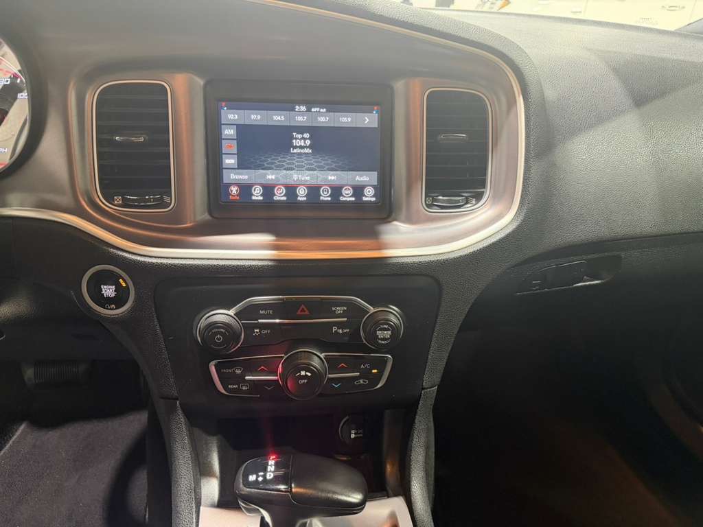 2022 Dodge Charger Image 19