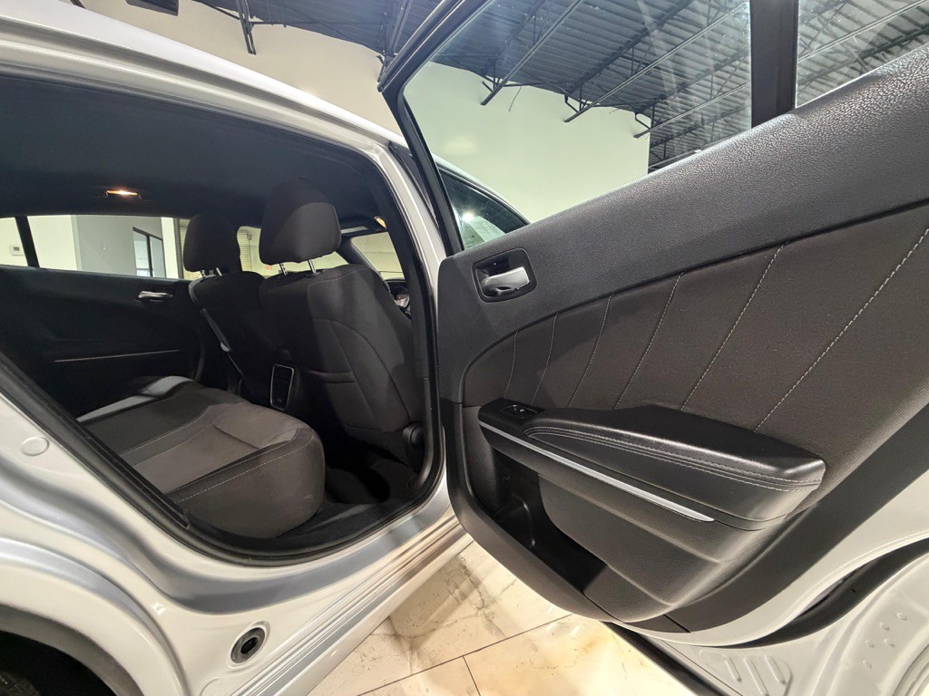 2022 Dodge Charger Image 22