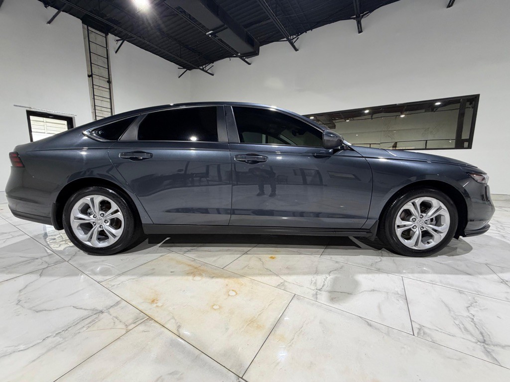 2023 Honda Accord Image 4