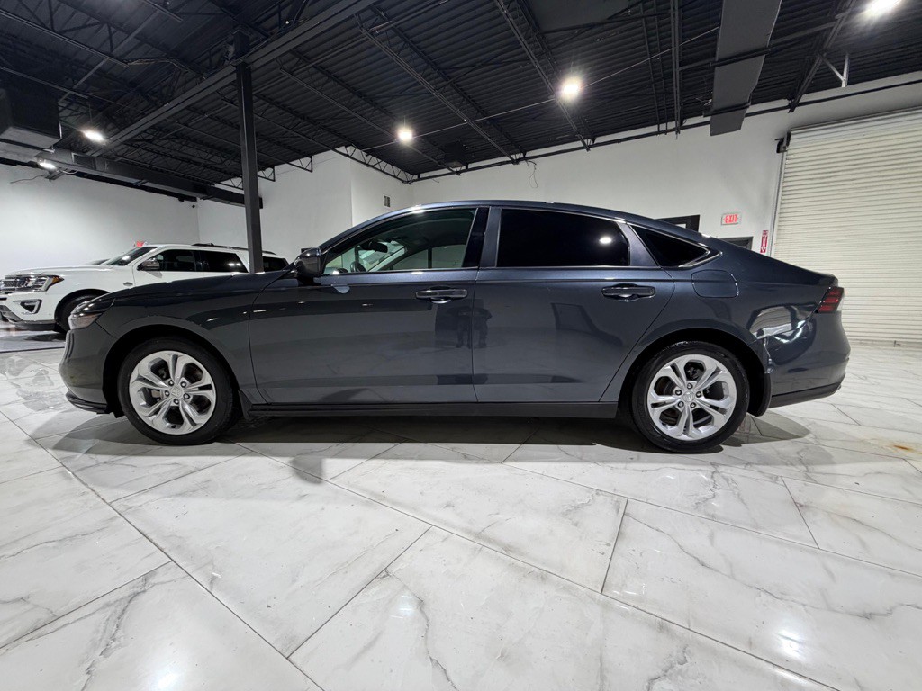 2023 Honda Accord Image 5