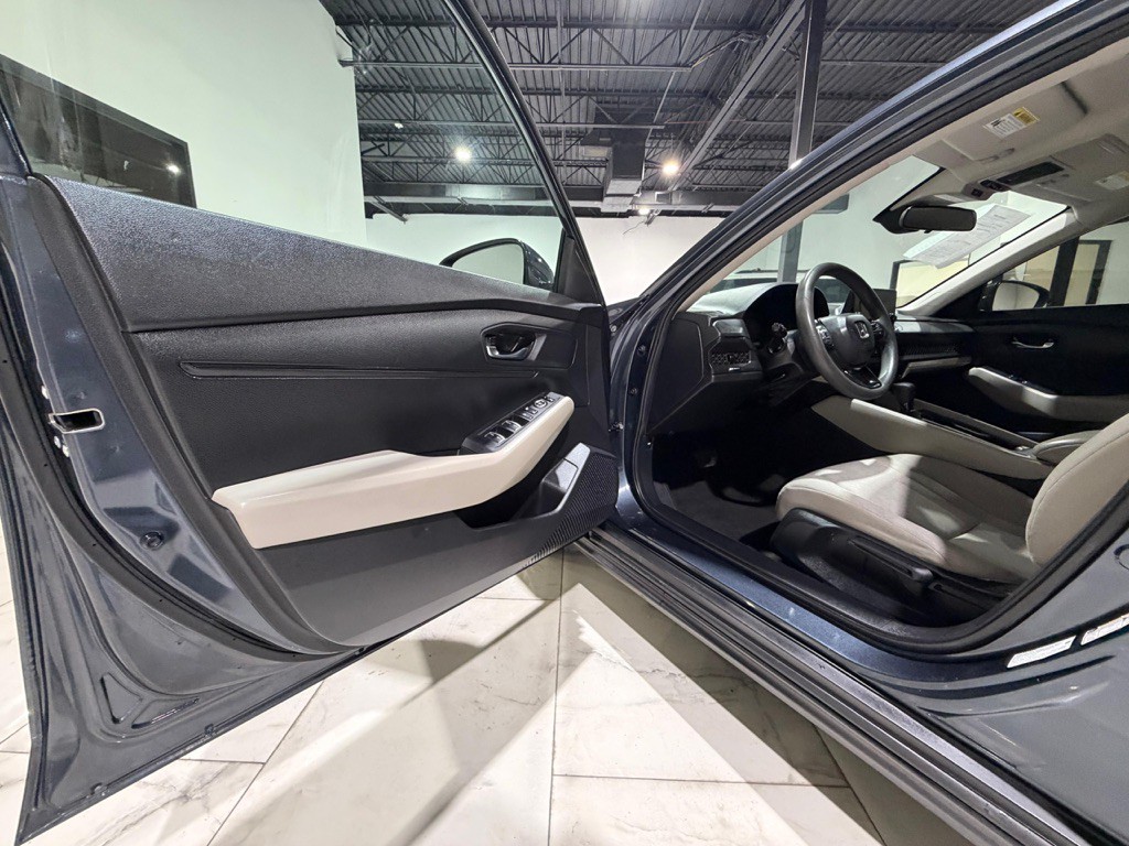 2023 Honda Accord Image 23