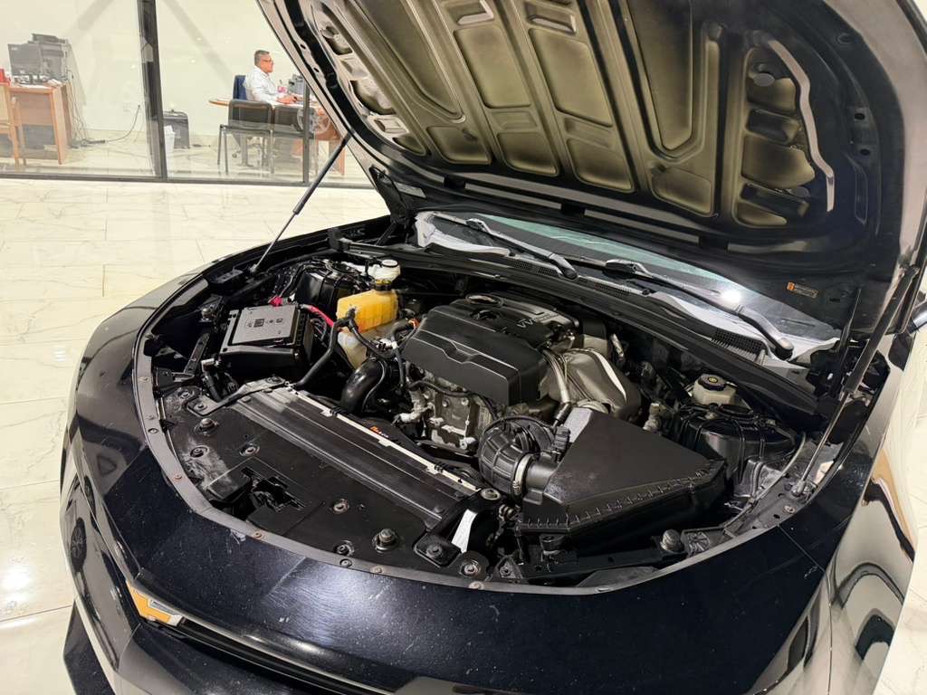 2018 Chevrolet Camaro Image 5