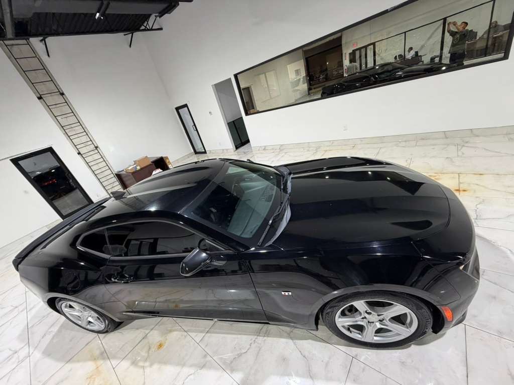 2018 Chevrolet Camaro Image 32