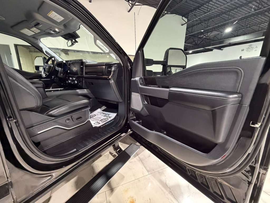 2023 Ford F-250 Image 13