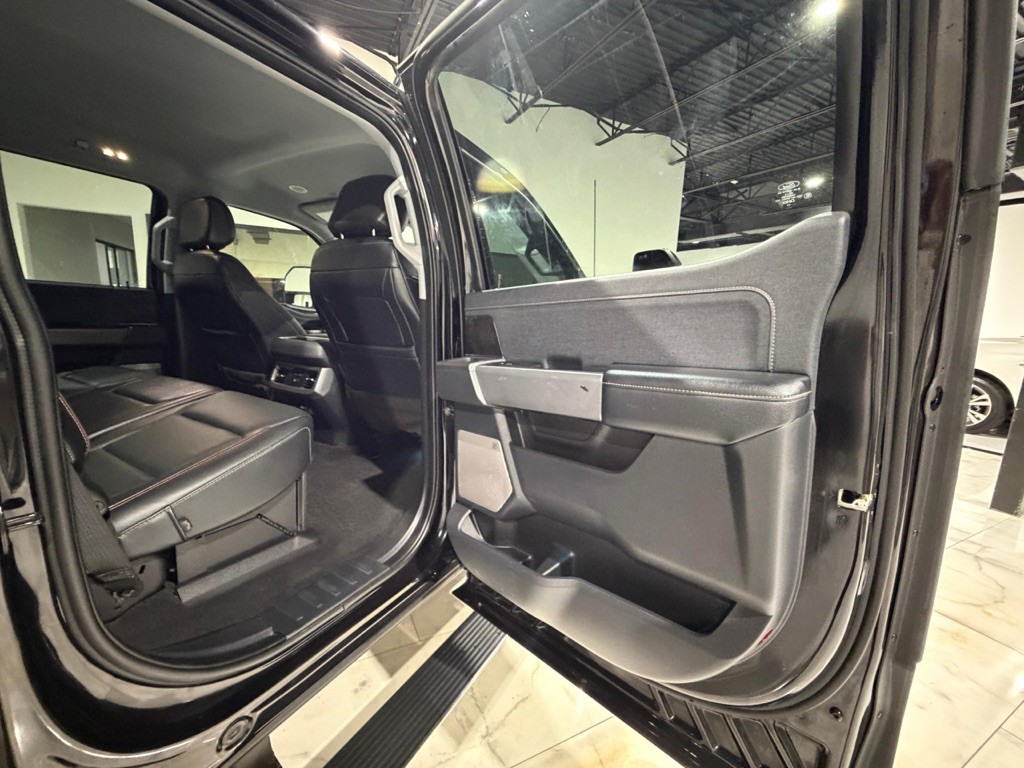 2023 Ford F-250 Image 25