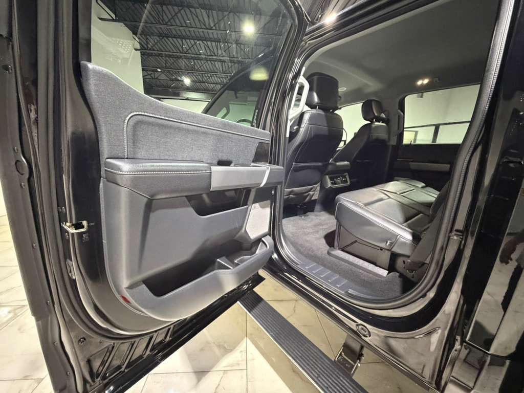 2023 Ford F-250 Image 11