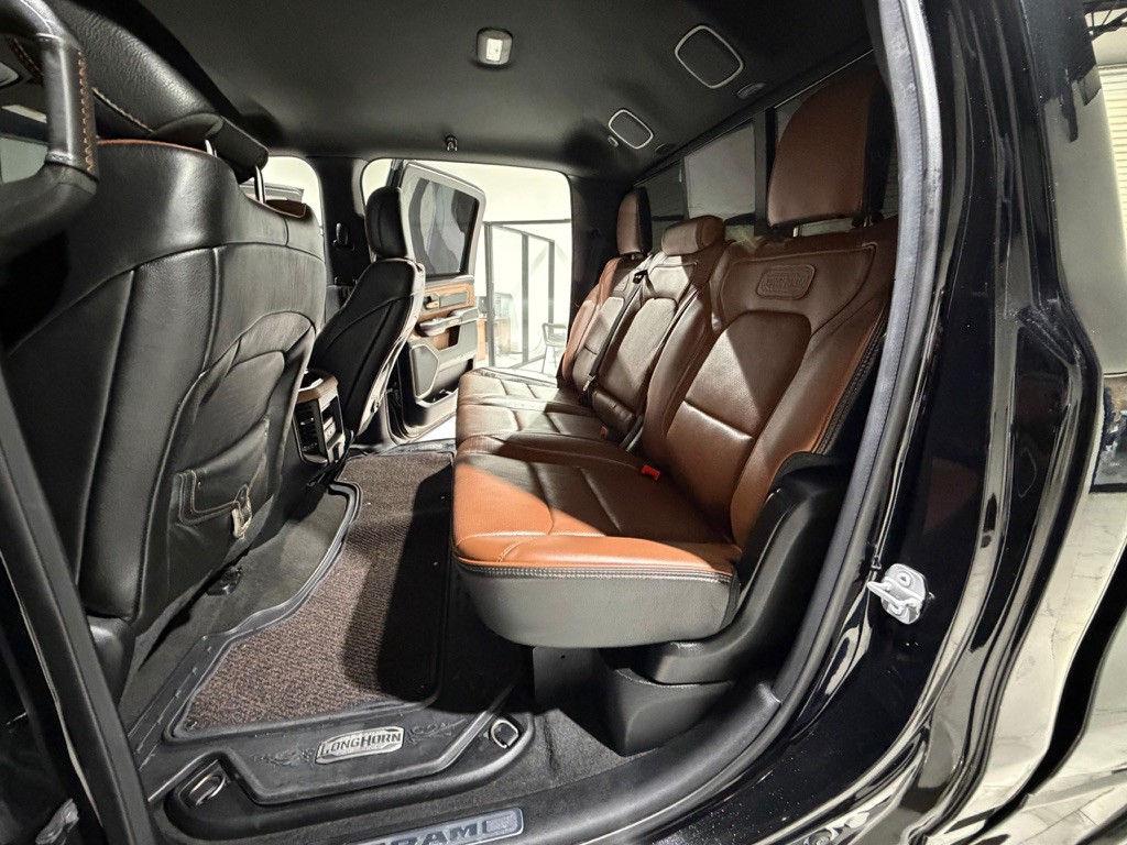 2020 RAM 1500 Image 15